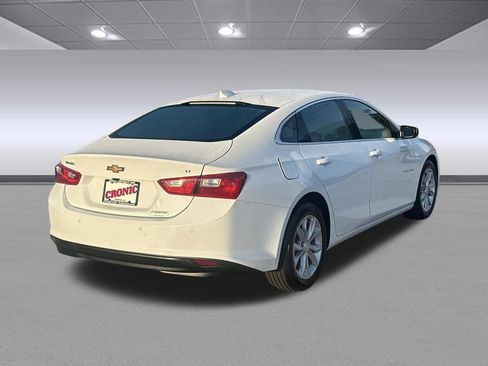 Used 2024 Chevrolet Malibu LT FWD image 3