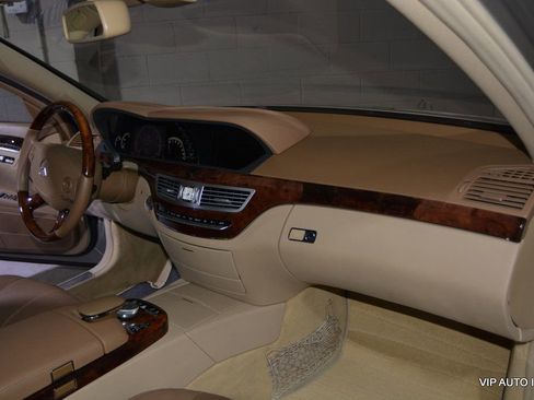 Used 2008 Mercedes-Benz S 550 image 12