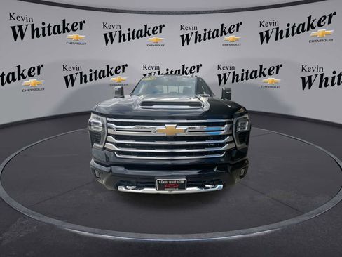 Certified 2024 Chevrolet Silverado 3500 High Country w/ High Country Premium Package image 3