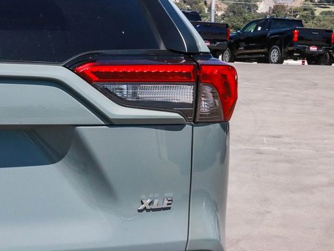 Certified 2022 Toyota RAV4 XLE w/ Convenience Package FWD image 8