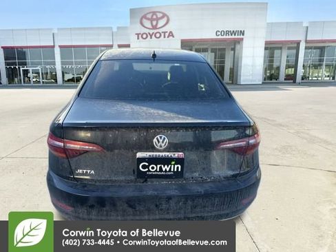Used 2019 Volkswagen Jetta SE image 33
