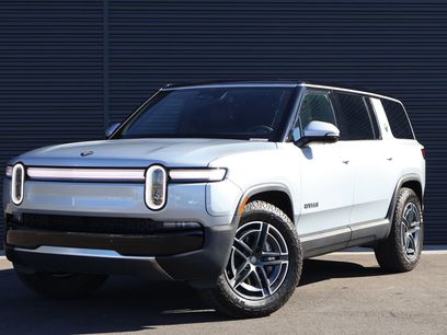 Used 2025 Rivian R1S Adventure