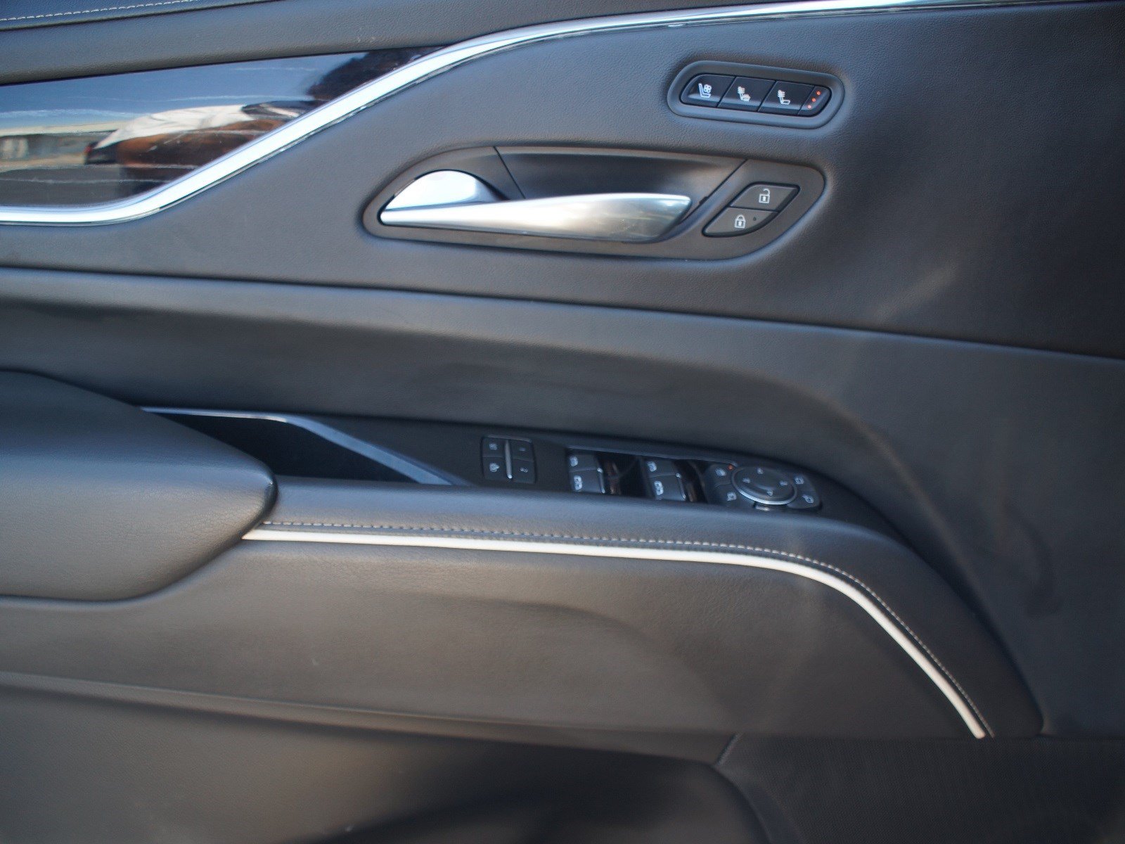 Used 2021 Cadillac Escalade Sport AWD/4WD image 31