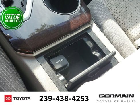 Used 2013 Toyota Camry XLE image 31