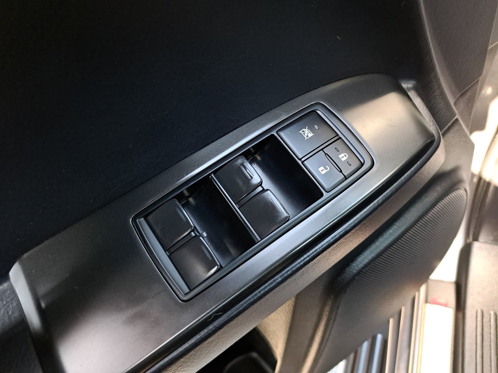 Used 2023 Lexus GX 460 Premium w/ Premium Package AWD/4WD image 29