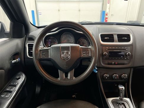 Used 2012 Dodge Avenger SE image 11