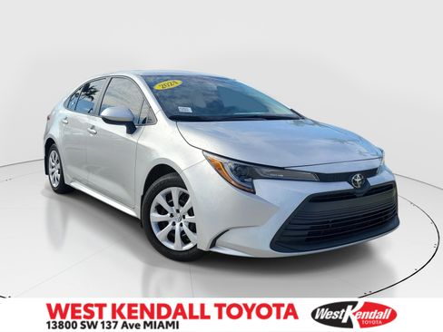 Used 2024 Toyota Corolla LE FWD image 1