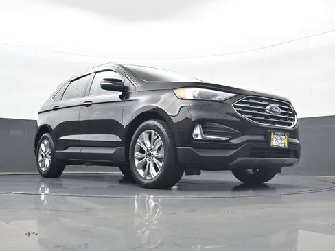 Used 2024 Ford Edge Titanium AWD/4WD image 24