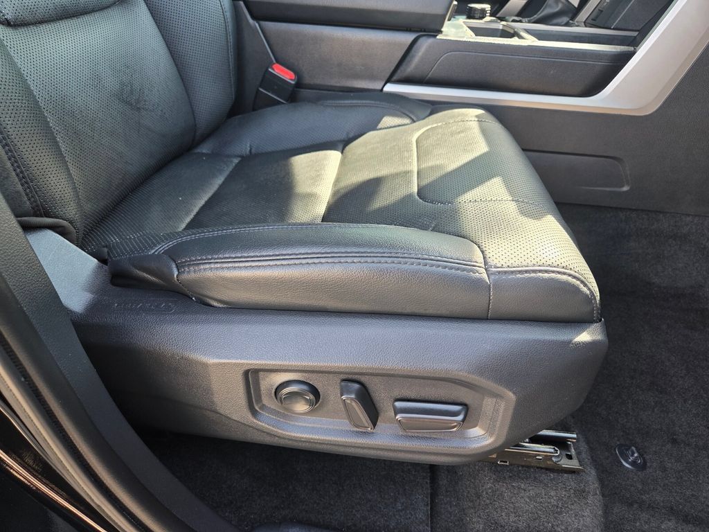 Used 2022 Toyota Tundra SR5 w/ SR5 Premium Package RWD image 27