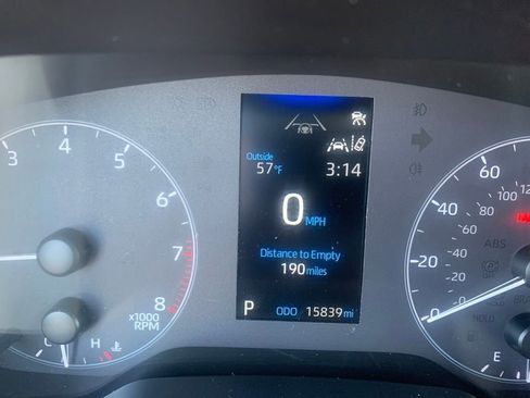 Used 2025 Toyota Corolla LE image 19