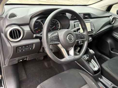 Used 2020 Nissan Versa S FWD image 13