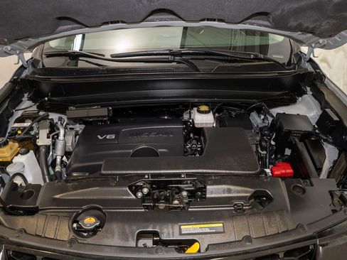 Certified 2020 Nissan Pathfinder SL image 23