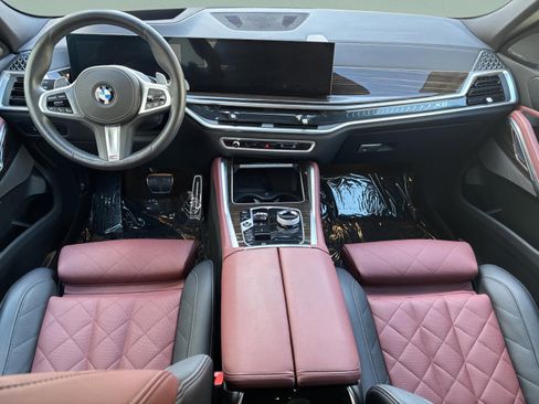 Used 2025 BMW X6 xDrive40i w/ Executive Package image 7