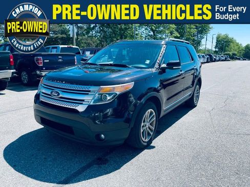 Used 2014 Ford Explorer XLT w/ Equipment Group 202A AWD/4WD image 1