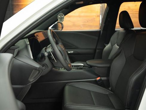 Used 2026 Lexus TX 350 AWD w/ Technology Package image 9