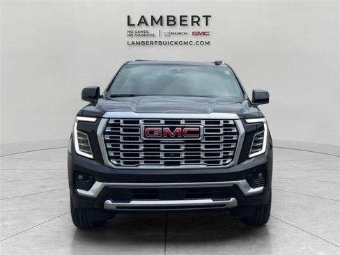 New 2026 GMC Yukon XL Denali w/ Denali Reserve Package image 8