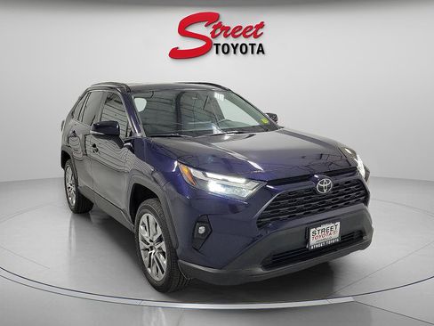 Certified 2023 Toyota RAV4 XLE Premium image 5