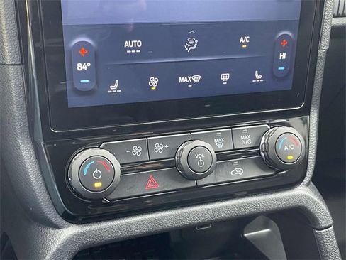 Used 2025 Ford Ranger XLT w/ Equipment Group 301A High image 21