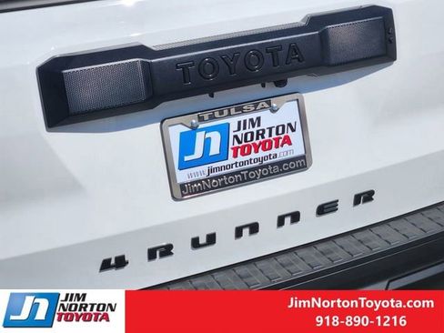 New 2026 Toyota 4Runner SR5 image 8