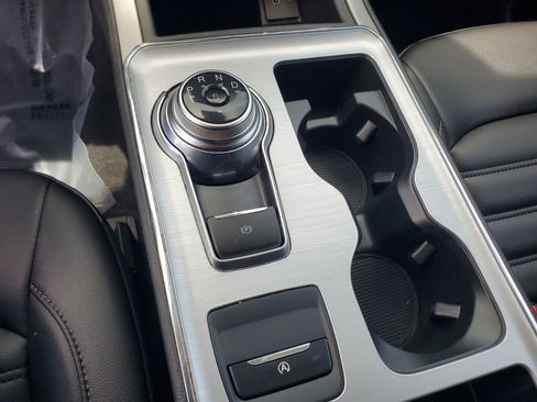 Used 2022 Ford Edge SEL image 24