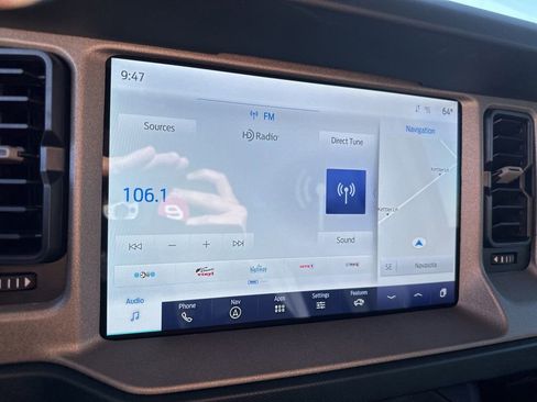 Used 2024 Ford Bronco Outer Banks image 25