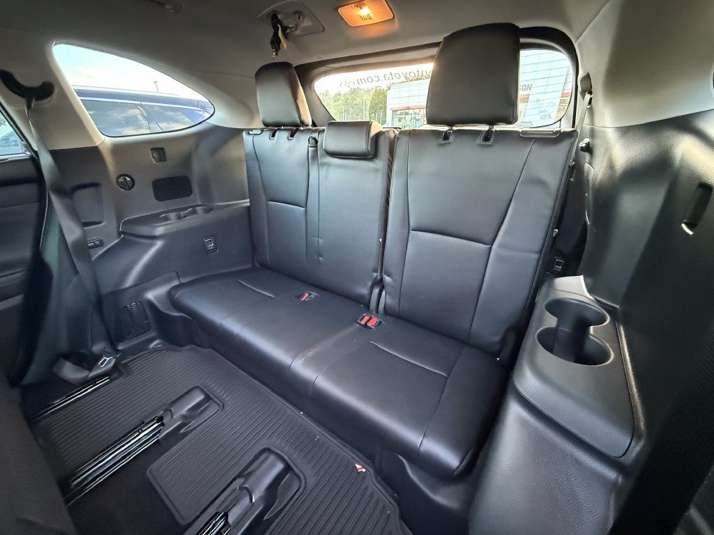 Certified 2026 Toyota Highlander XLE AWD/4WD image 16