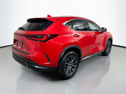 Used 2024 Lexus NX 250 FWD w/ Cold Area Package image 4