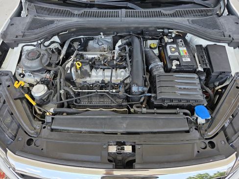 Used 2020 Volkswagen Jetta SEL Premium image 33