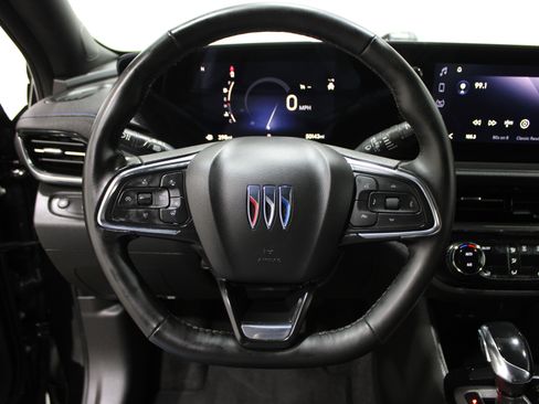 Used 2024 Buick Envista Sport Touring w/ Convenience I Package image 10