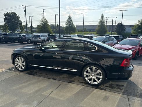 Used 2017 Volvo S90 T6 Inscription w/ Vision Package AWD/4WD image 4