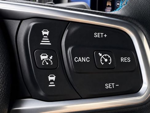 Used 2024 Jeep Wrangler High Altitude AWD/4WD image 38