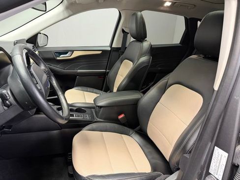 Used 2022 Ford Escape Titanium w/ Titanium Elite Package image 14