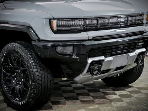 New 2025 GMC Hummer EV 2X image 2