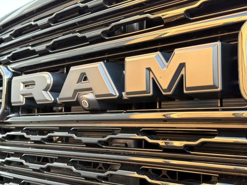 Used 2023 RAM 2500 Limited image 13
