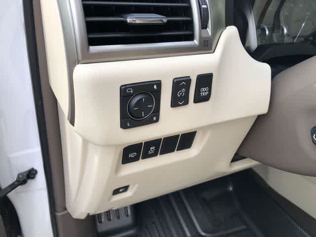 Used 2018 Lexus GX 460 Premium w/ Premium Package AWD/4WD image 34