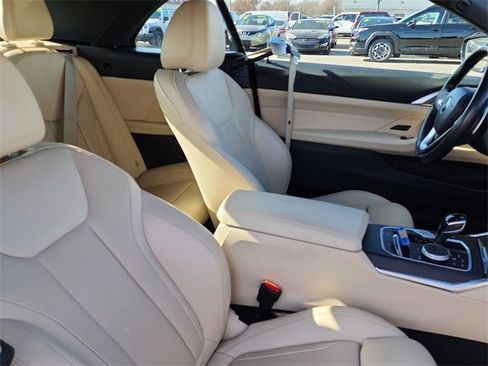Used 2022 BMW 430i xDrive Convertible w/ Convenience Package image 19