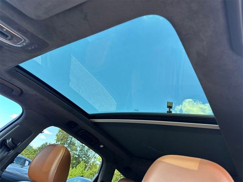 Used 2017 Audi Q7 3.0T Prestige image 32