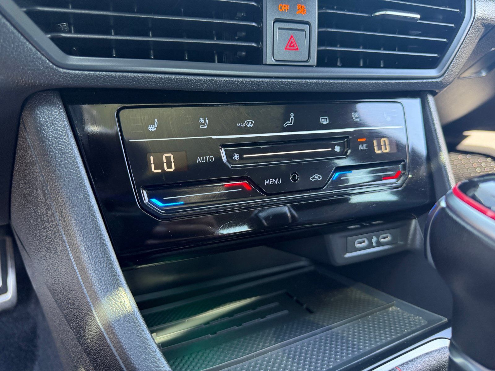 Certified 2025 Volkswagen Jetta GLI Autobahn FWD image 12