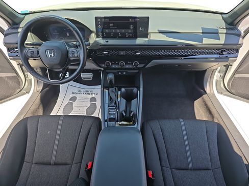 Used 2024 Honda Accord Sport image 9