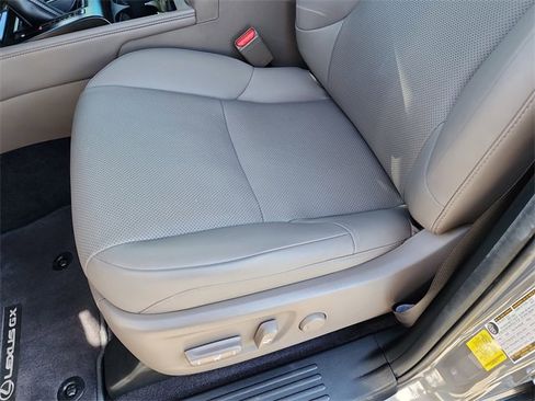 Used 2021 Lexus GX 460 Premium image 14