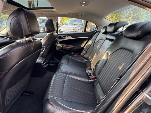 Used 2020 Genesis G70 2.0T w/ Elite Package image 16