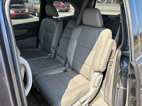 Used 2015 Honda Odyssey Touring image 8