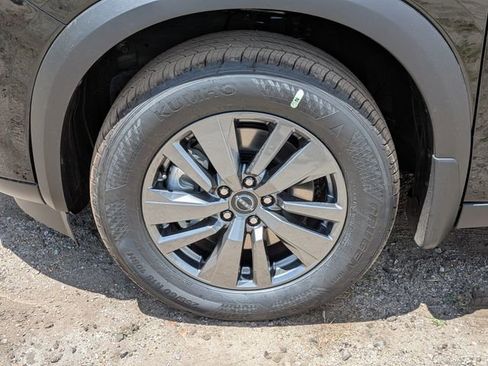 New 2026 Nissan Pathfinder SV FWD image 11