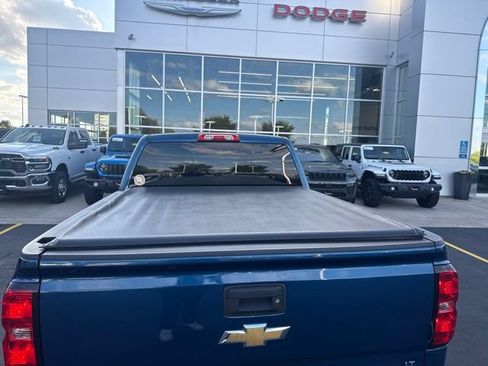 Used 2018 Chevrolet Silverado 1500 LT w/ All Star Edition AWD/4WD image 4