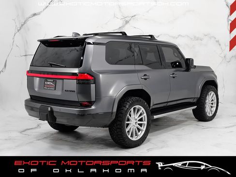 Used 2024 Lexus GX 550 w/ Accessory Package (2T) AWD/4WD image 6