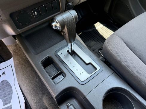 Used 2013 Nissan Frontier S RWD image 35