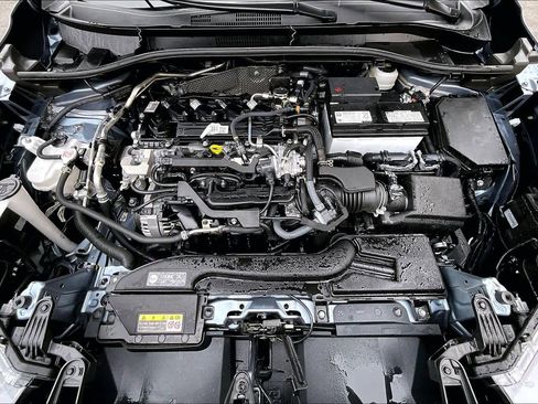 Certified 2024 Toyota Corolla Cross L image 29