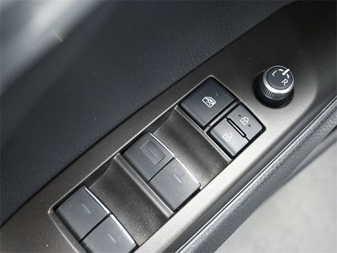 Used 2021 Toyota Camry XSE image 13