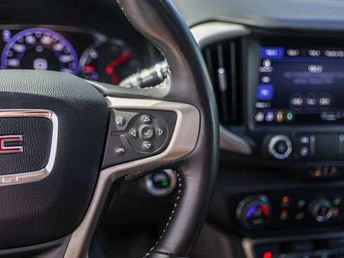 Used 2022 GMC Terrain Denali w/ Denali Premium Package AWD/4WD image 16