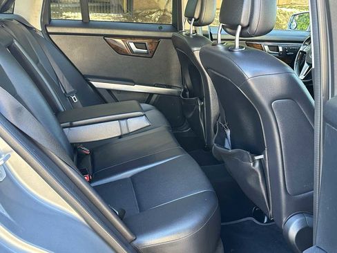 Used 2015 Mercedes-Benz GLK 350 2WD image 31